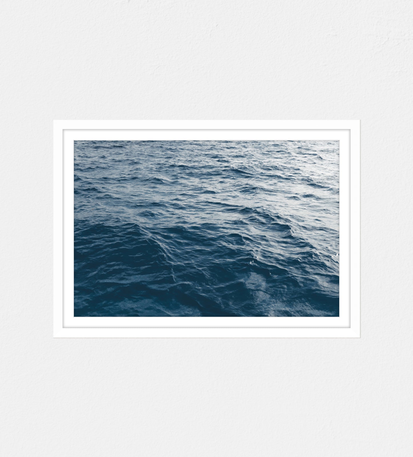 Framed picture of the ocean waves in Cancun, Mexico.